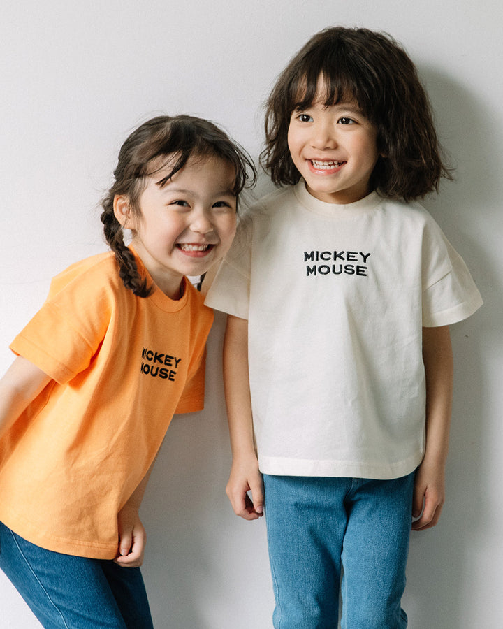 【7/22までTIMESALE10％OFF】[t.] Disney ポスタープリント半袖Tシャツ