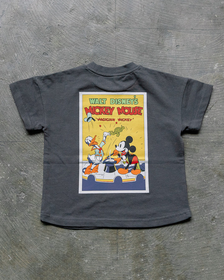 【7/22までTIMESALE10％OFF】[t.] Disney ポスタープリント半袖Tシャツ
