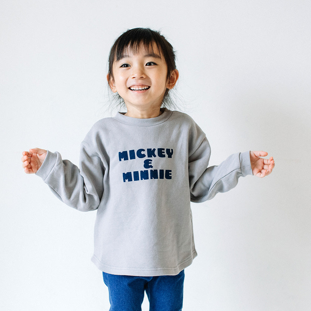 [t.] Disney レトロ プリント トレーナー