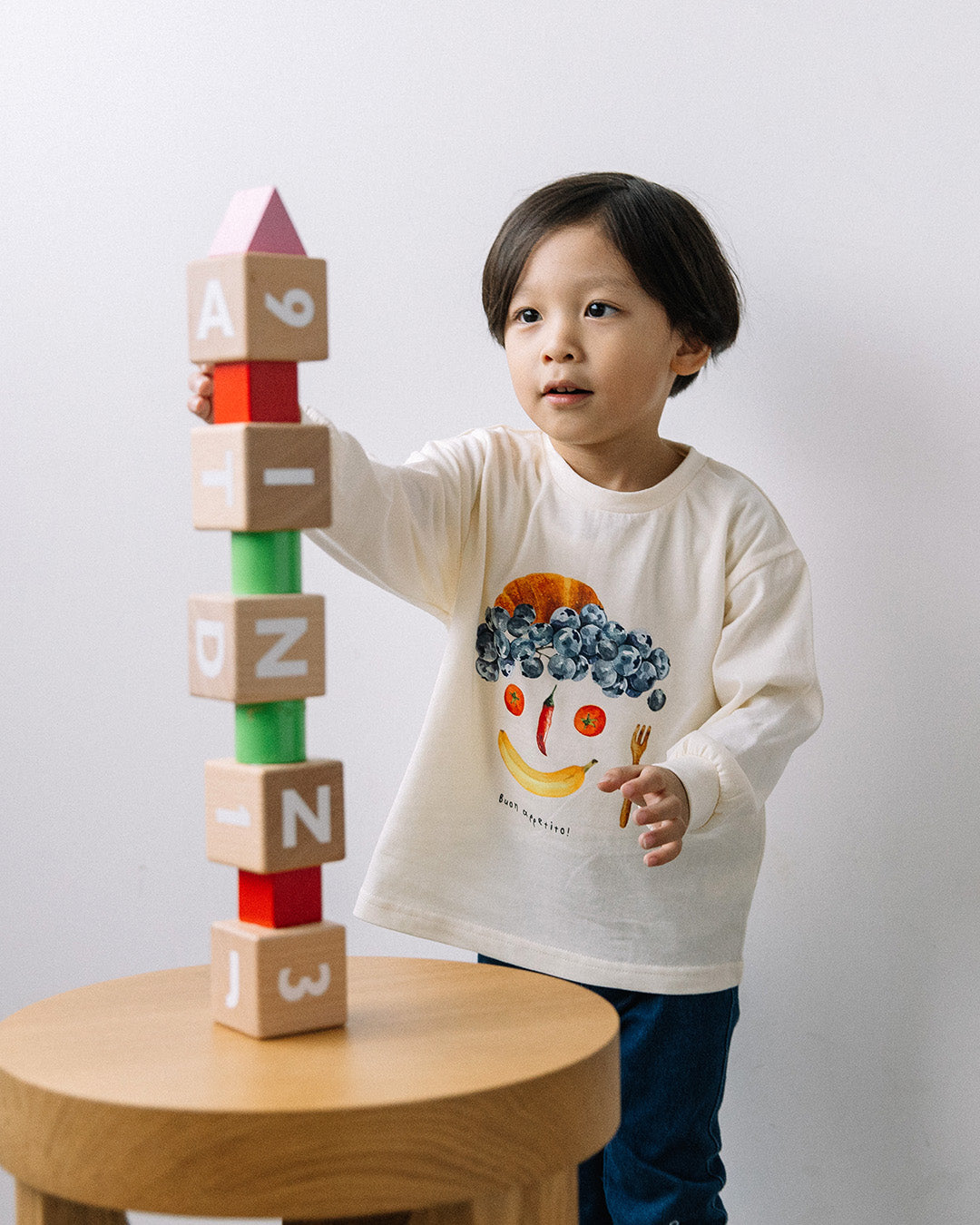 【新作】[t.] たべものフェイス長袖Tシャツ