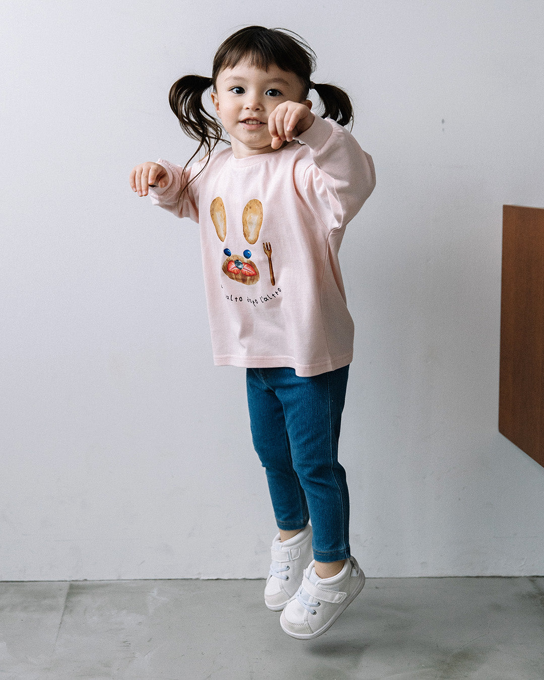 【新作】[t.] たべものフェイス長袖Tシャツ