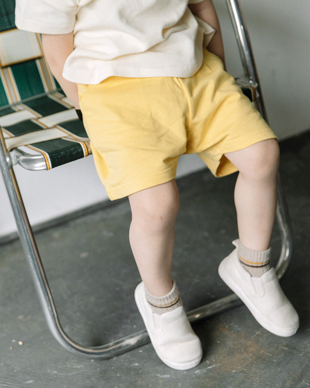 【NEW ARRIVAL】[t.] 配色ステッチショートパンツ