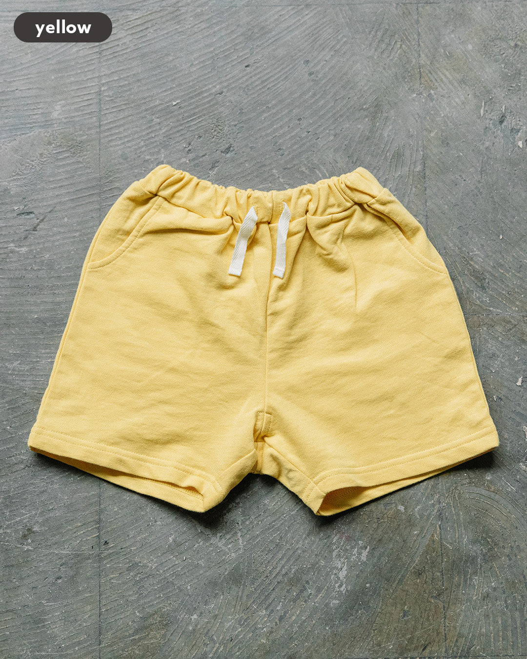 【NEW ARRIVAL】[t.] 配色ステッチショートパンツ