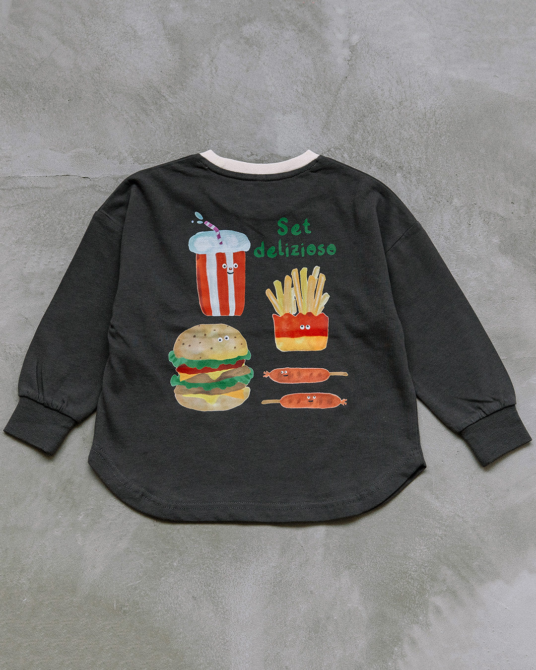 【新色先行販売】[t.] たべもの前後プリント長袖 Tシャツ