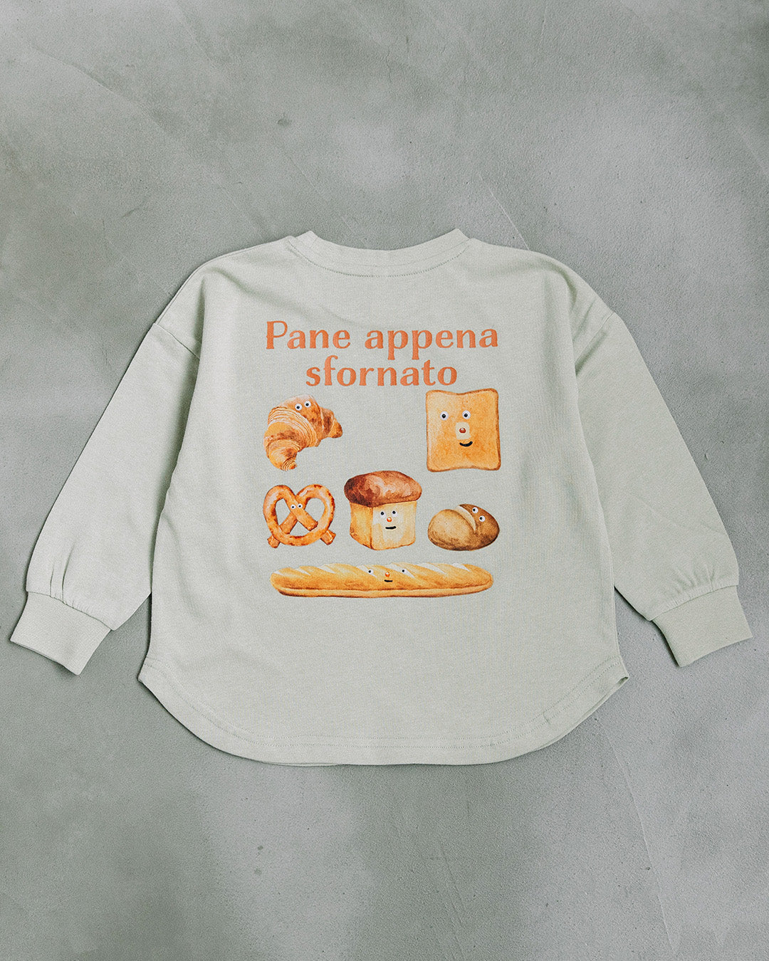 【予約】【新色追加】[t.] たべもの前後プリント長袖 Tシャツ
