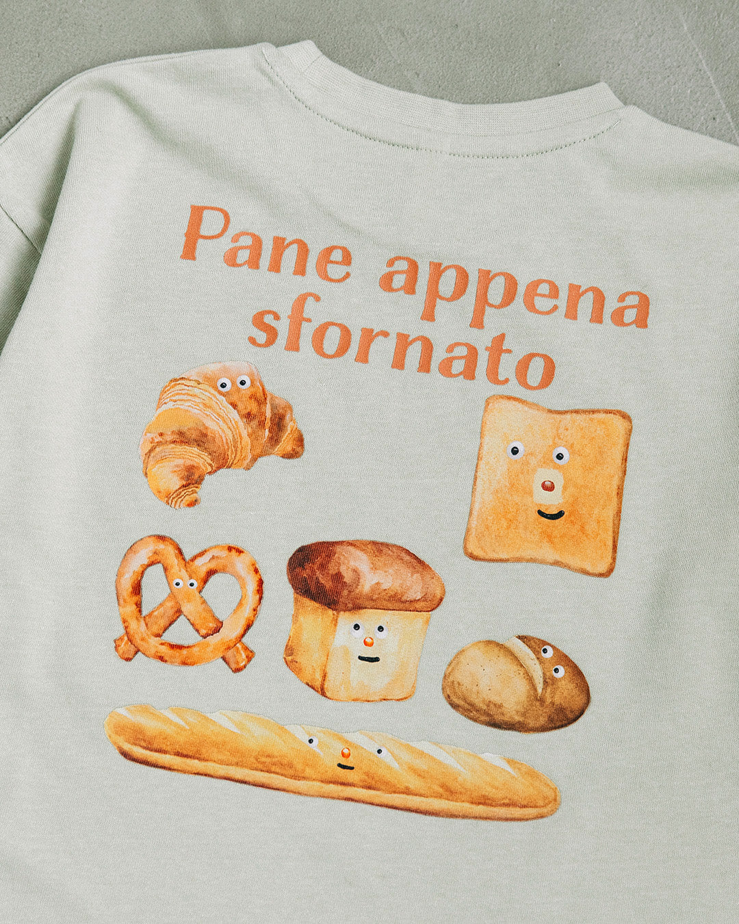 【予約】【新色追加】[t.] たべもの前後プリント長袖 Tシャツ