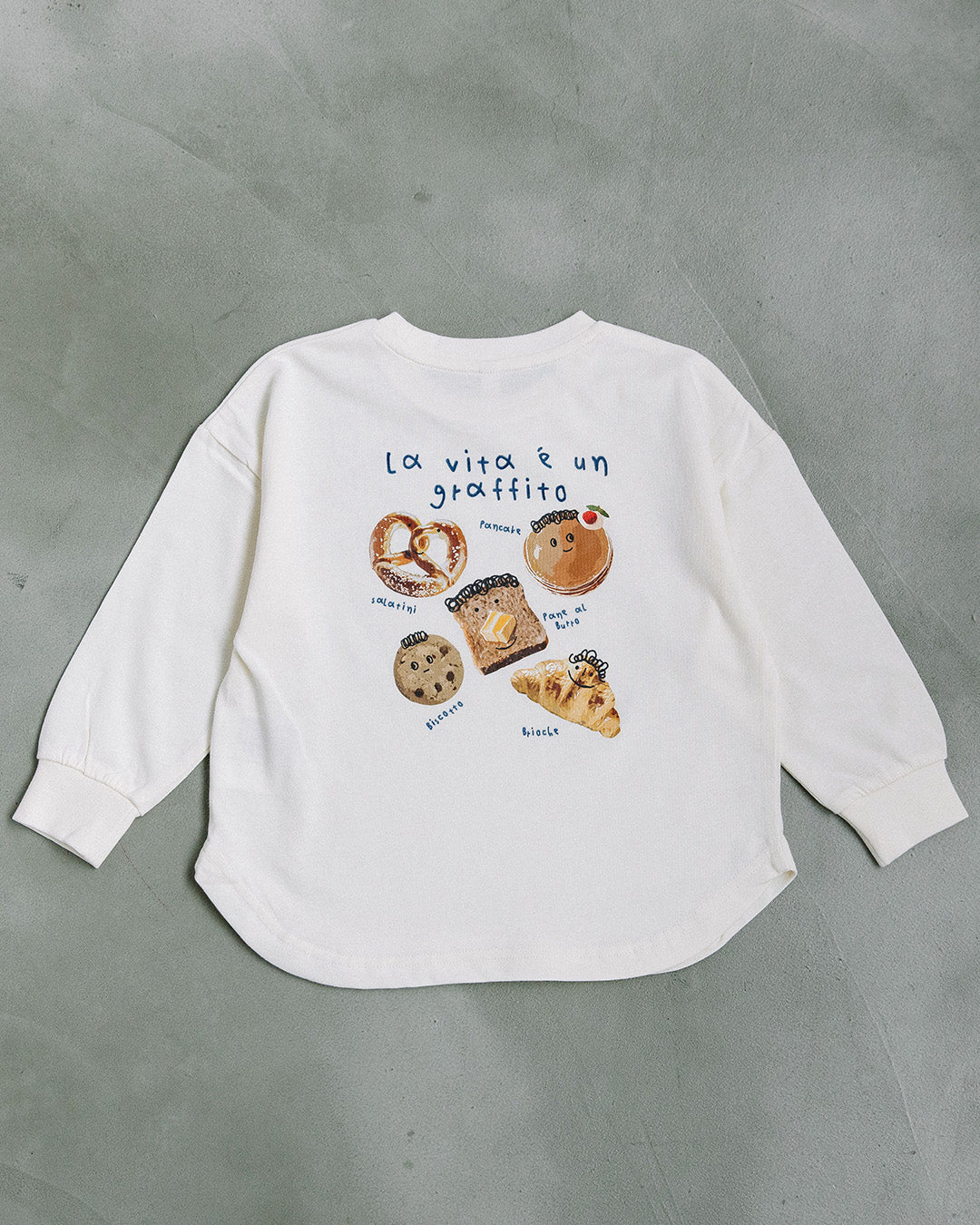 【予約】【新色追加】[t.] たべもの前後プリント長袖 Tシャツ