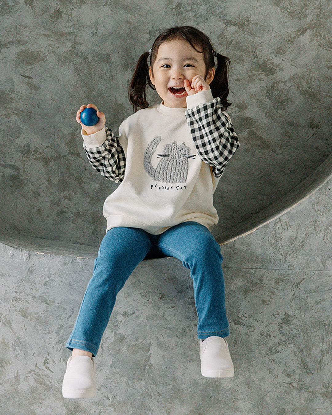 【新色追加】[t.] サガラ 刺繍 切替 トレーナー