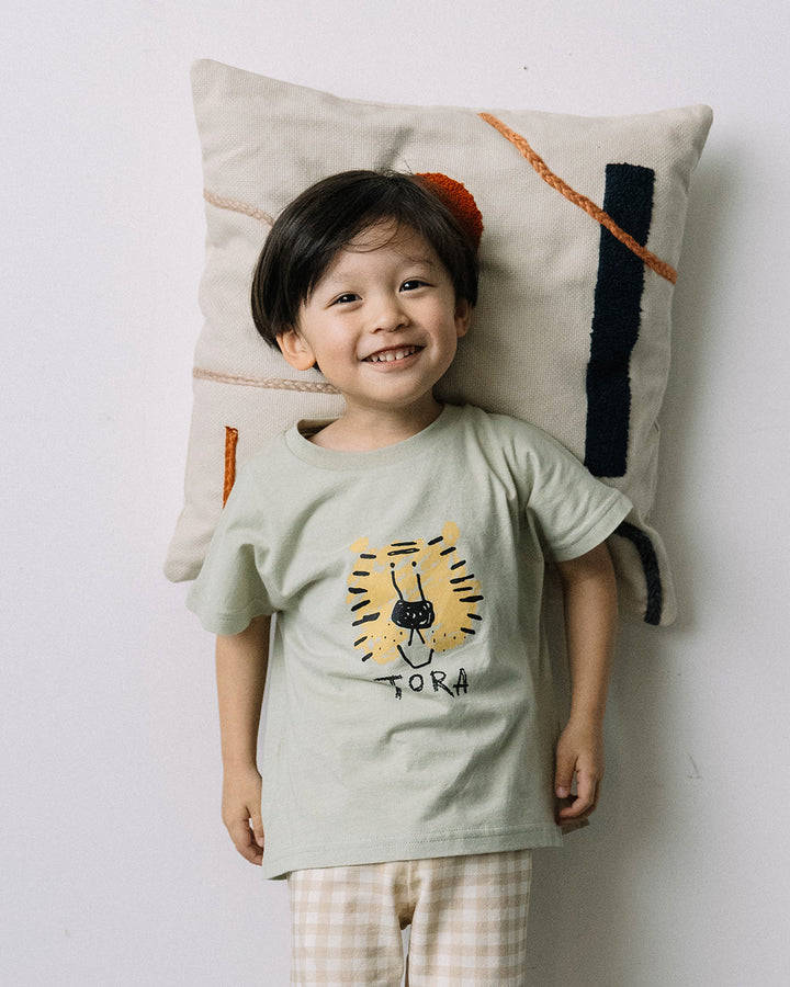 【新色追加】[t.] ラクガキ プリント ドルマン 半袖 Tシャツ