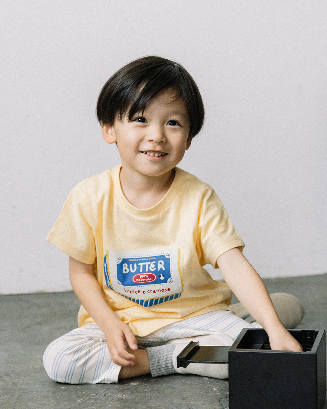【新作】[t.] パッケージTシャツ