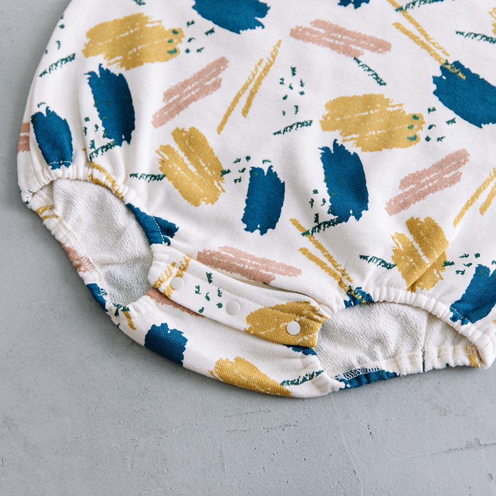 [t.] 総柄 裏毛 ロンパース