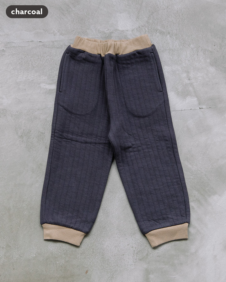 [t.] 裾リブ キルト パンツ